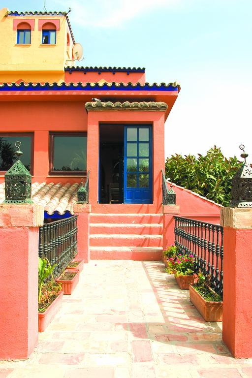 Dos Mares Hotel 3*