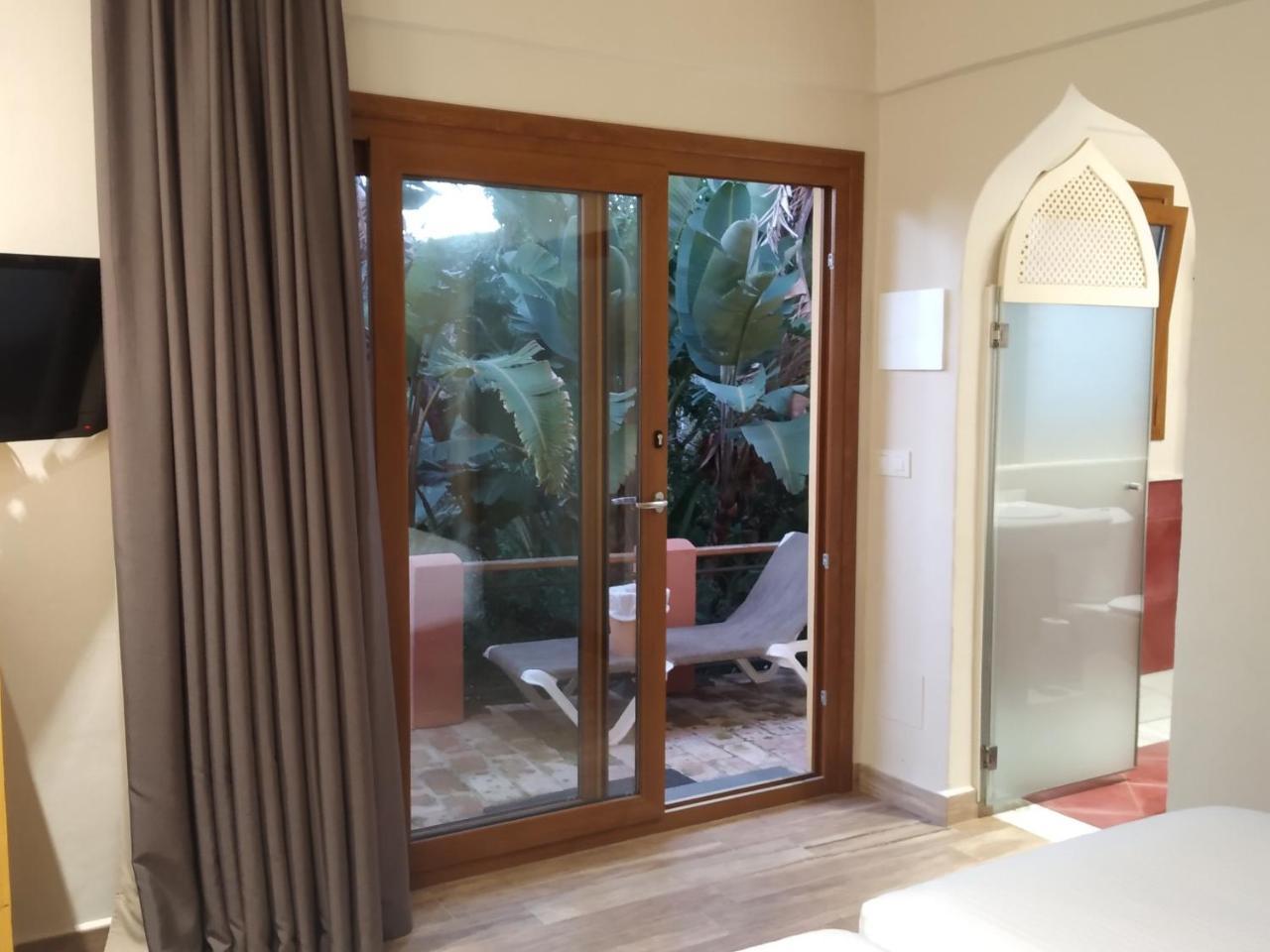 Dos Mares Hotel Tarifa